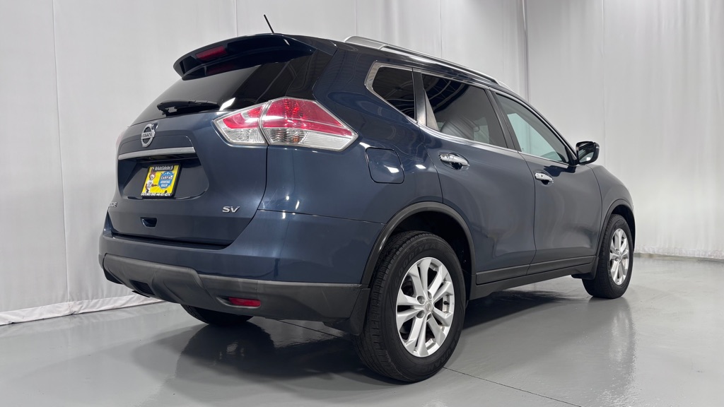 Photo 5 of this NISSAN ROGUE SV