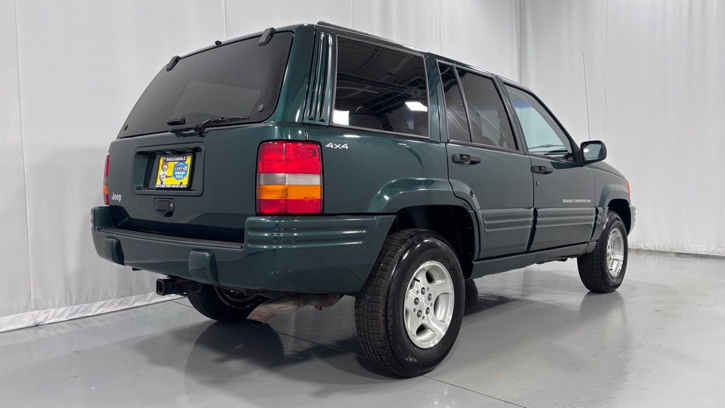 Photo 5 of this JEEP GRAND CHEROKEE
