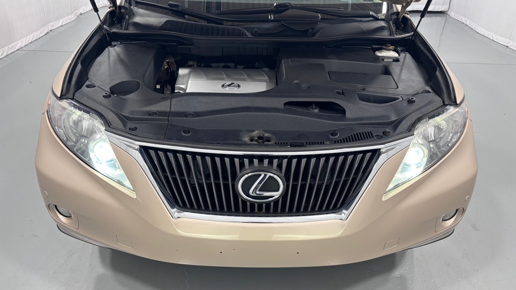 Photo 30 of this LEXUS RX 350