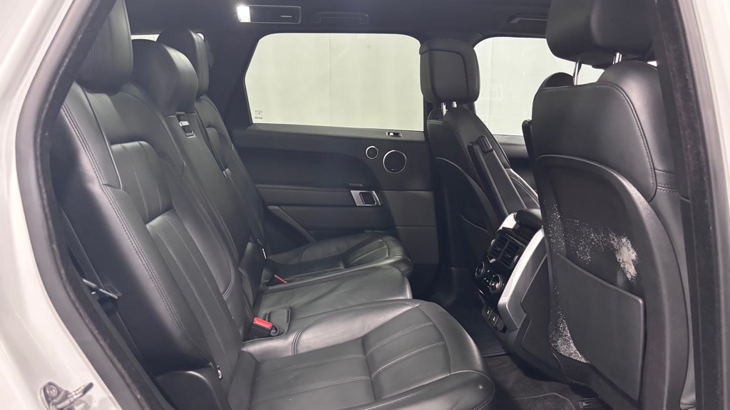 Photo 26 of this LAND ROVER RANGE ROVER SPO