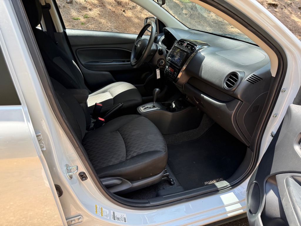 Photo 18 of this MITSUBISHI MIRAGE