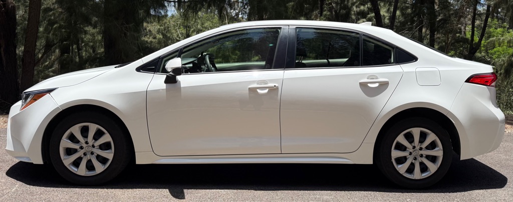 Photo 8 of this TOYOTA COROLLA