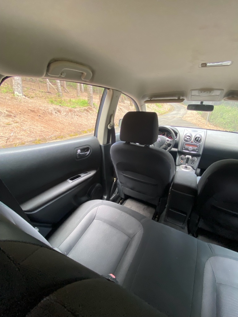 Photo 23 of this NISSAN ROGUE