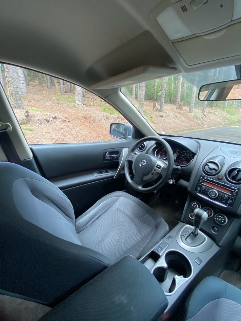Photo 35 of this NISSAN ROGUE