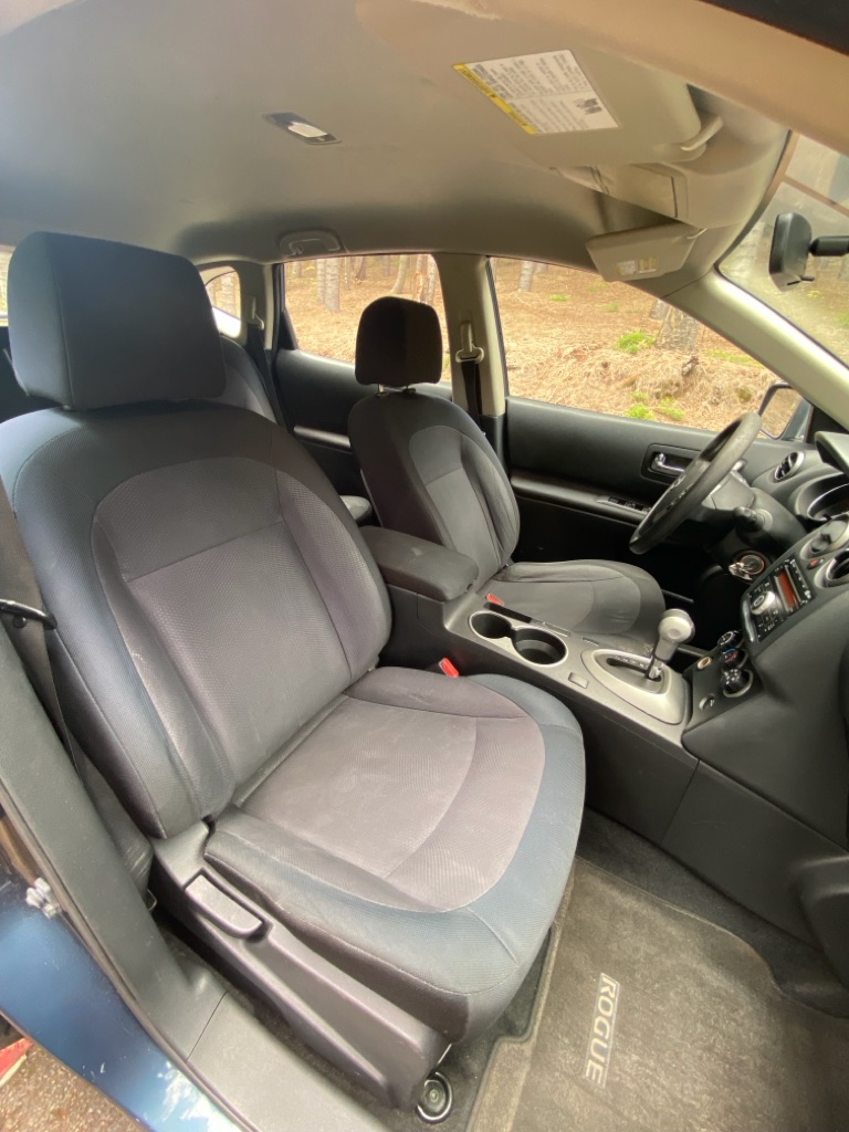 Photo 30 of this NISSAN ROGUE