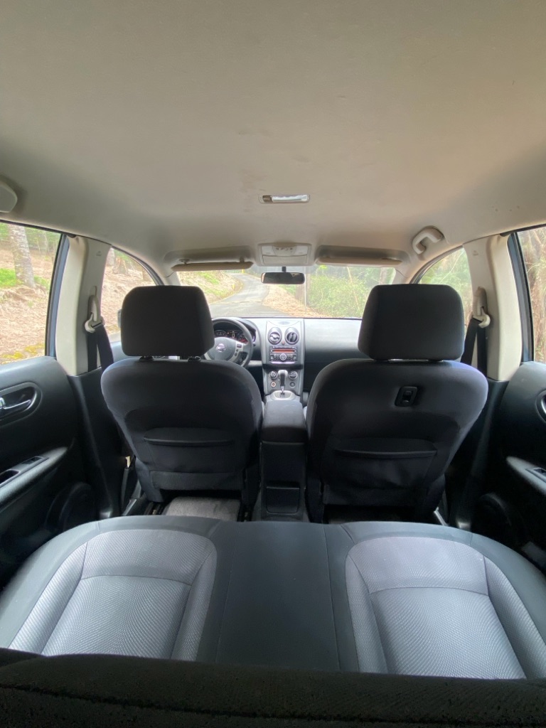 Photo 21 of this NISSAN ROGUE