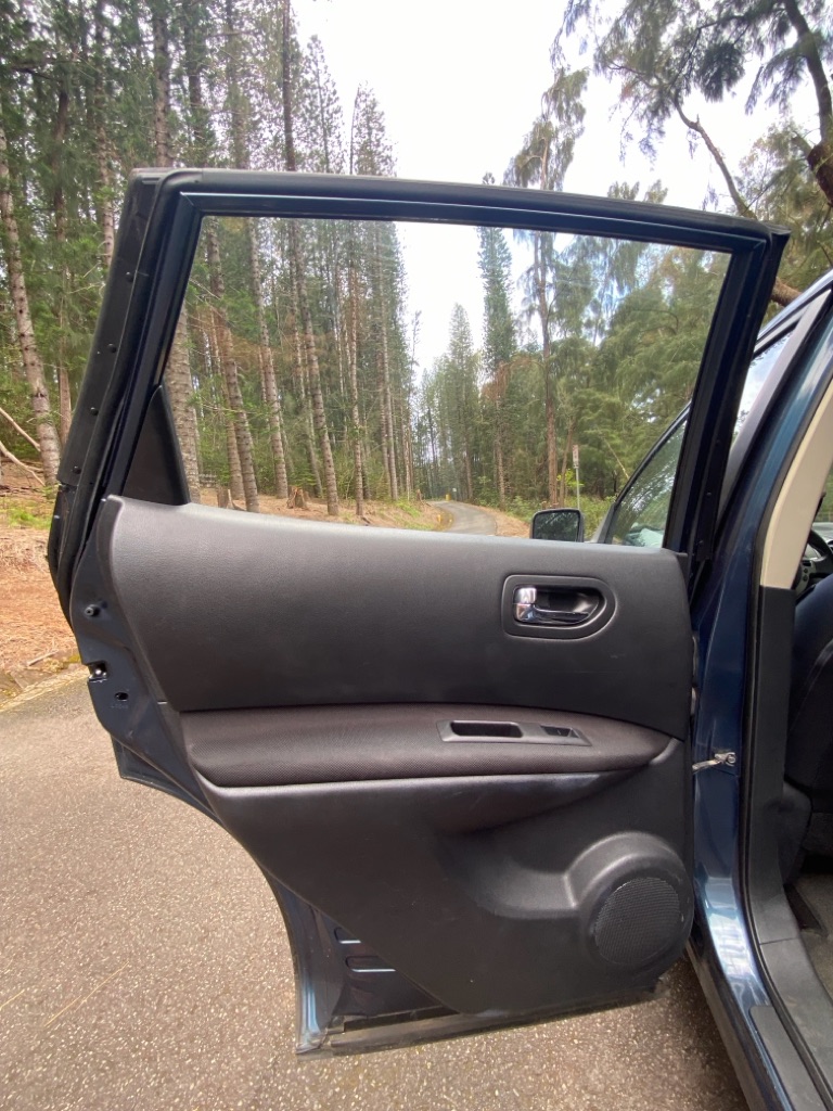 Photo 13 of this NISSAN ROGUE