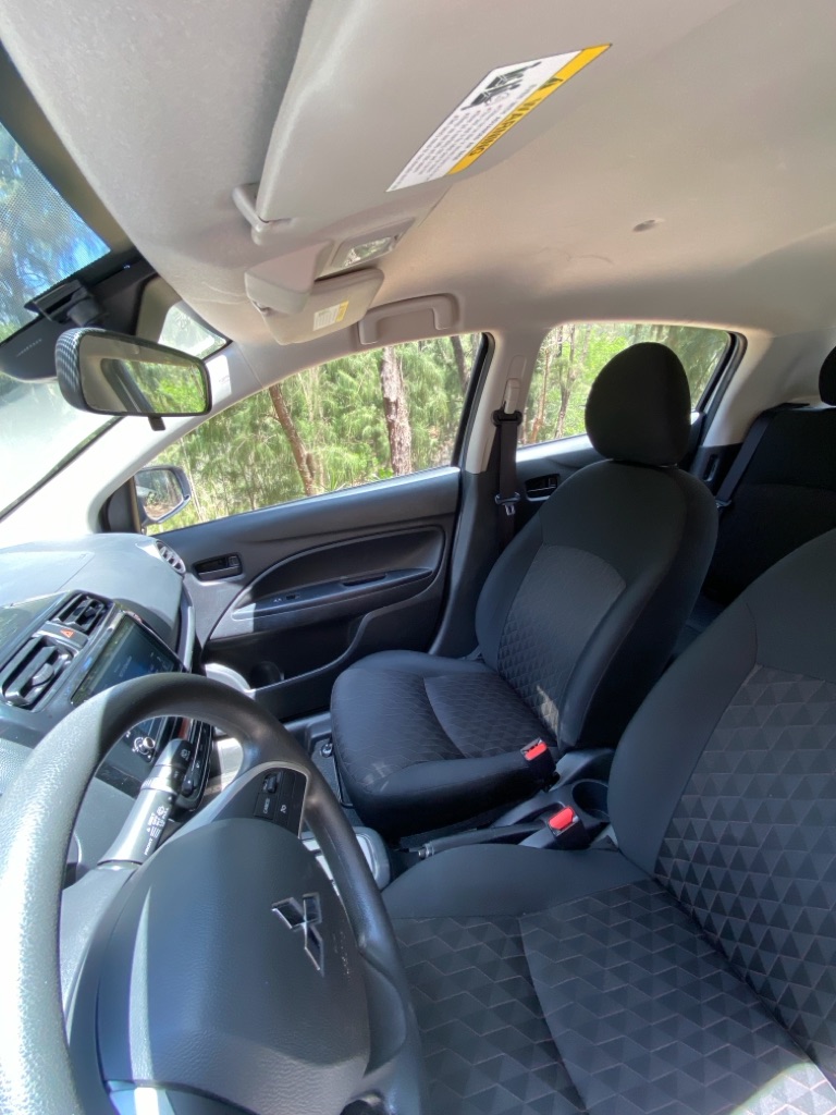 Photo 33 of this MITSUBISHI MIRAGE