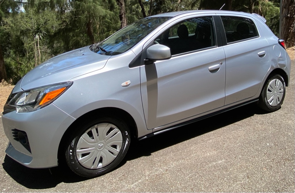 Photo 3 of this MITSUBISHI MIRAGE