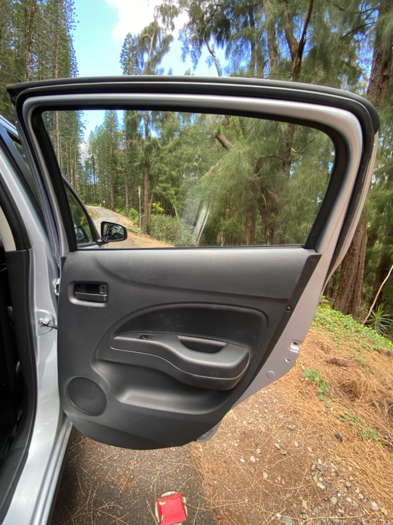 Photo 15 of this MITSUBISHI MIRAGE