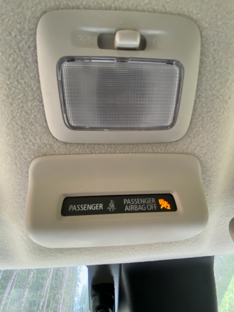 Photo 45 of this MITSUBISHI MIRAGE
