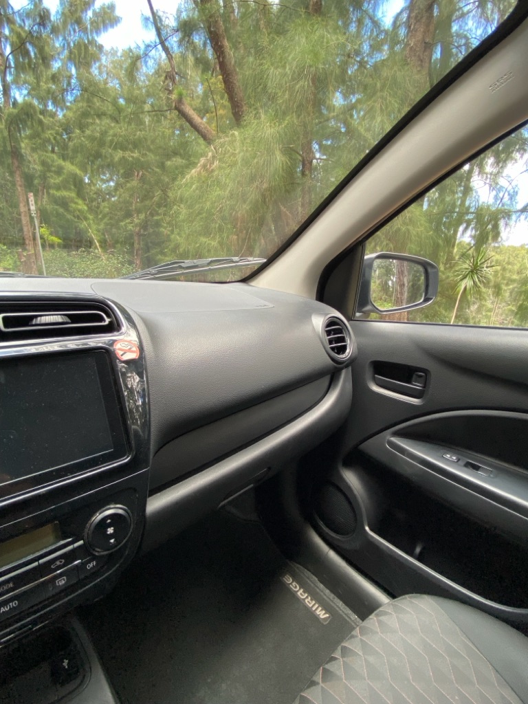 Photo 41 of this MITSUBISHI MIRAGE