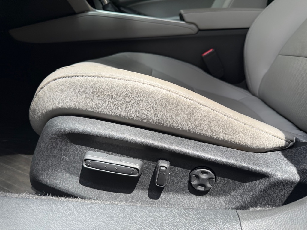 Photo 11 of this HONDA ACCORD