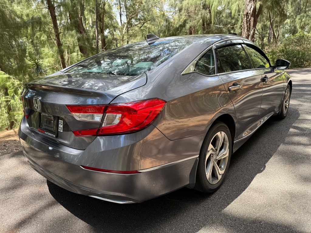 Photo 7 of this HONDA ACCORD