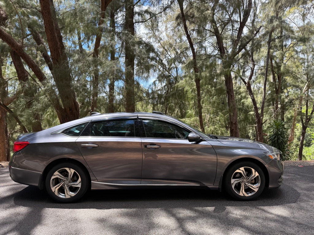 Photo 8 of this HONDA ACCORD