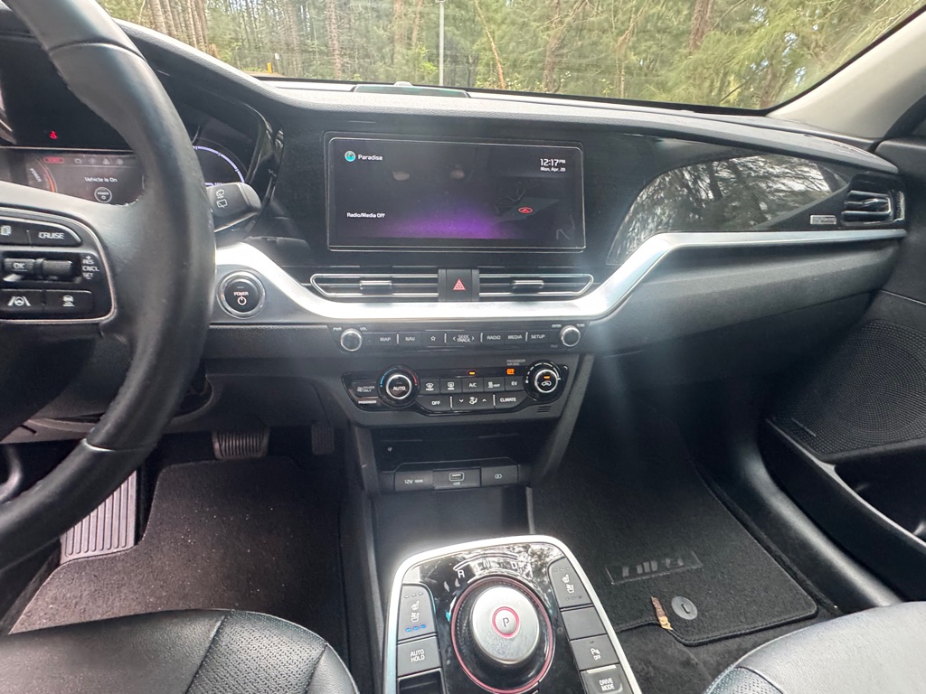 Photo 18 of this KIA NIRO