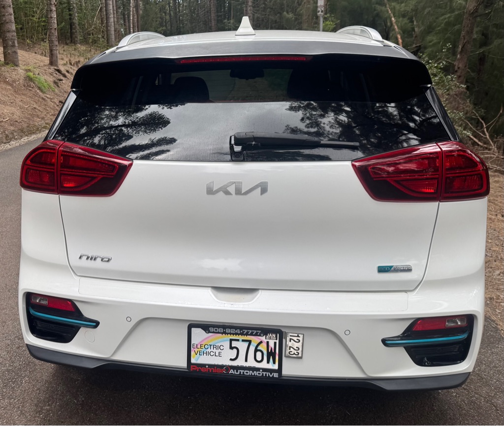 Photo 5 of this KIA NIRO