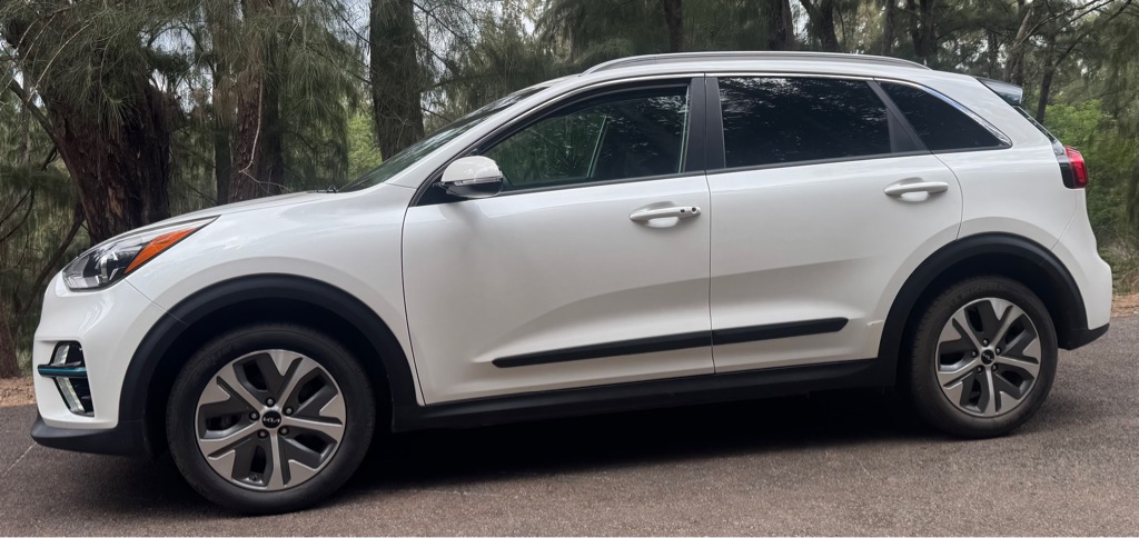 Photo 4 of this KIA NIRO