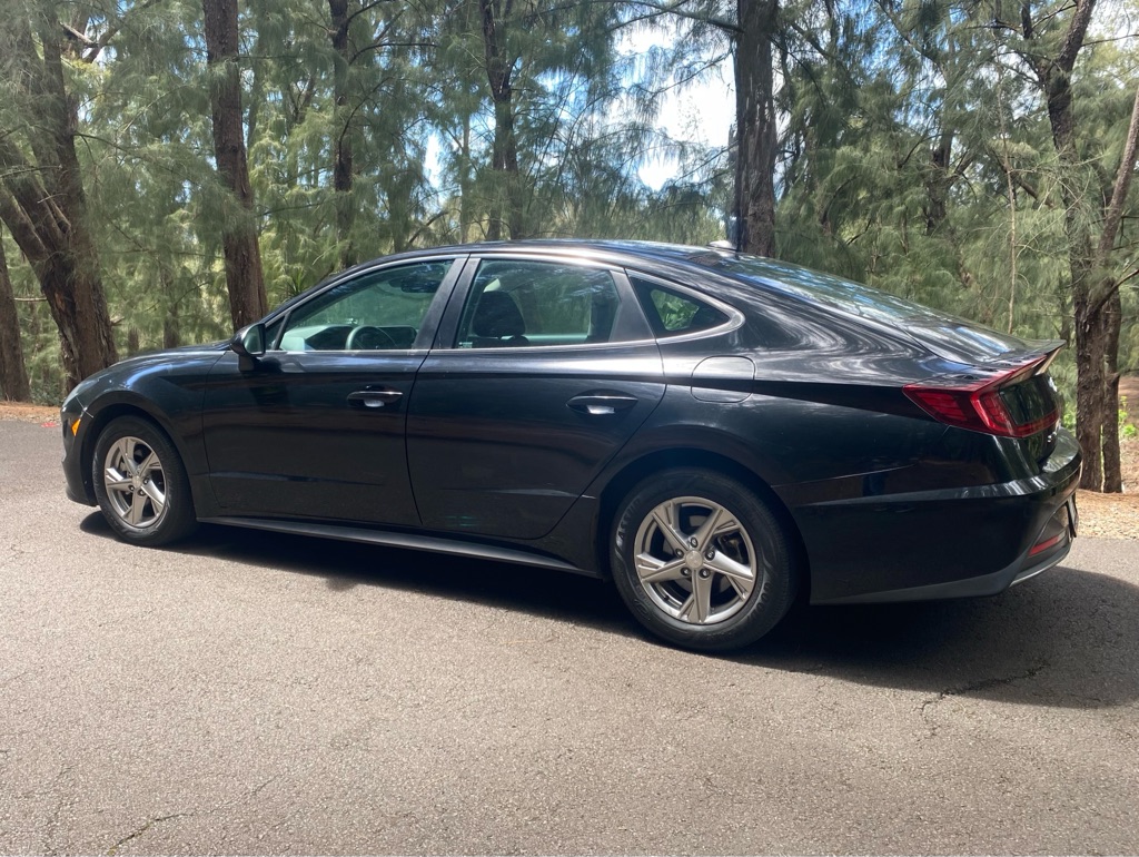 Photo 12 of this HYUNDAI SONATA