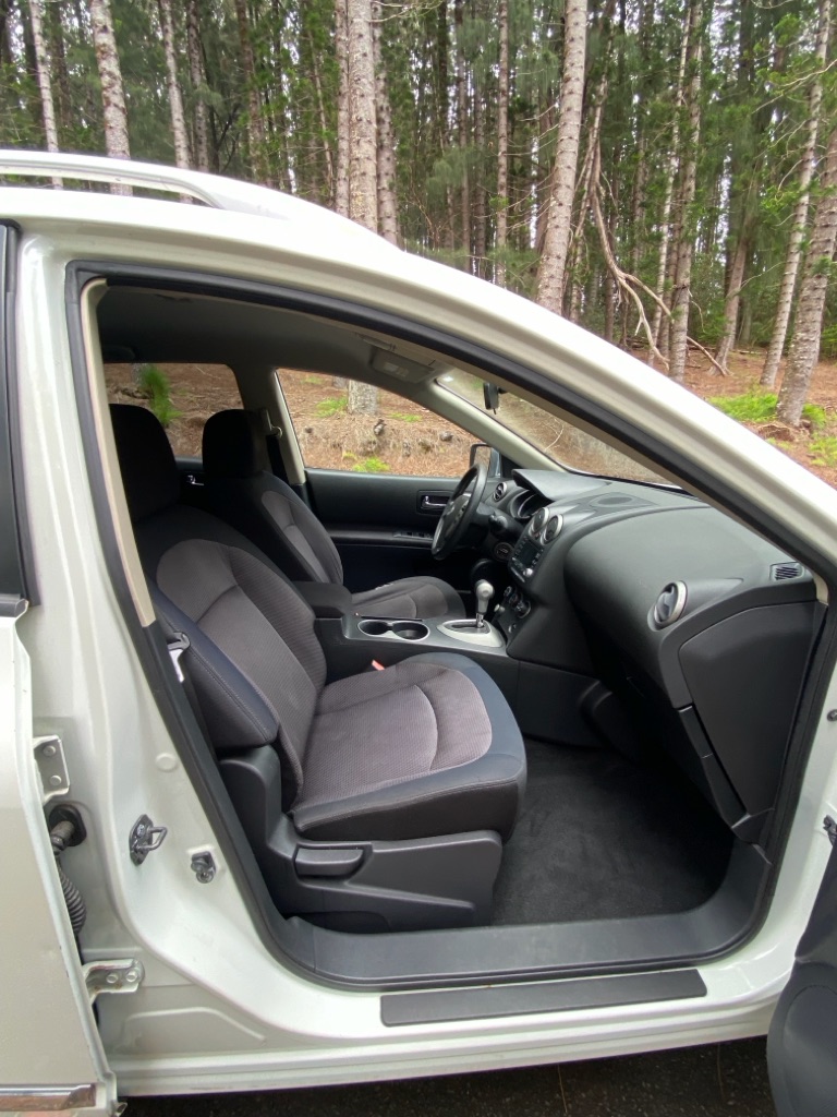 Photo 29 of this NISSAN ROGUE