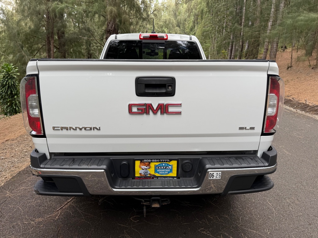 Photo 6 of this GMC CANYON