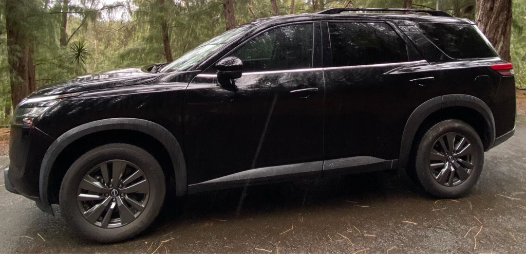 Photo 3 of this NISSAN PATHFINDER