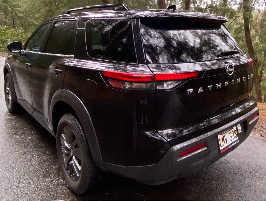 Photo 6 of this NISSAN PATHFINDER