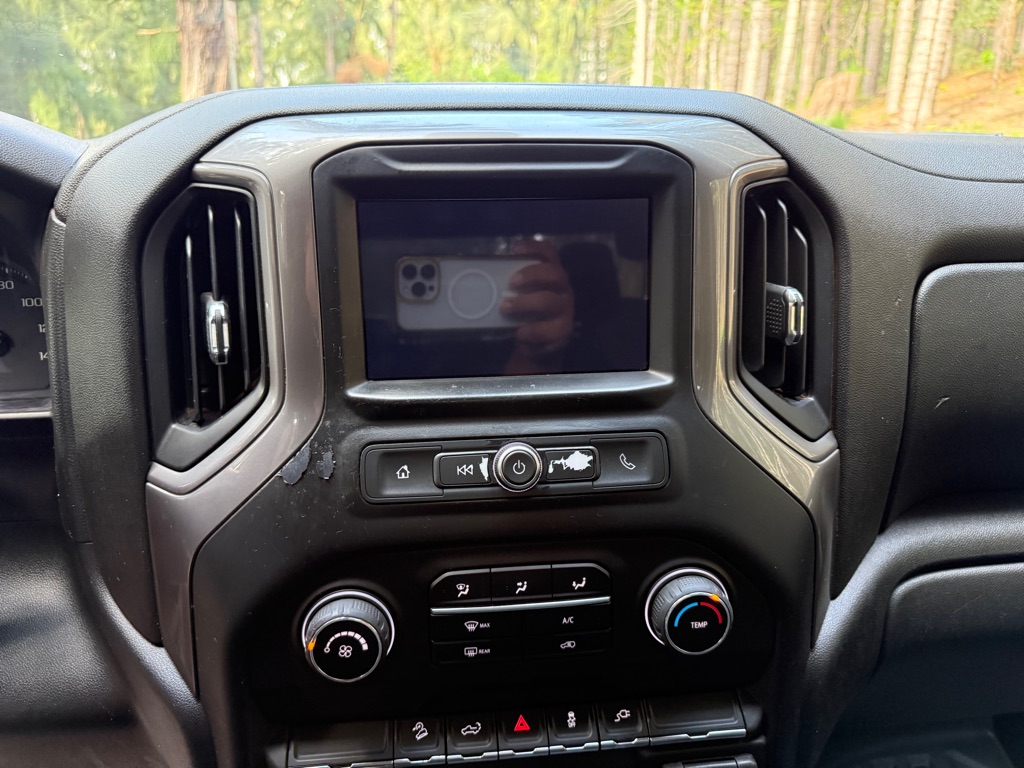 Photo 13 of this CHEVROLET SILVERADO 1500