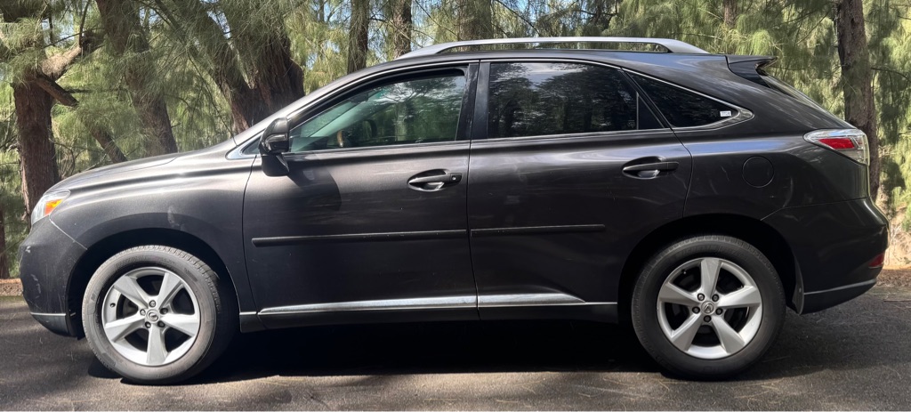 Photo 5 of this LEXUS RX