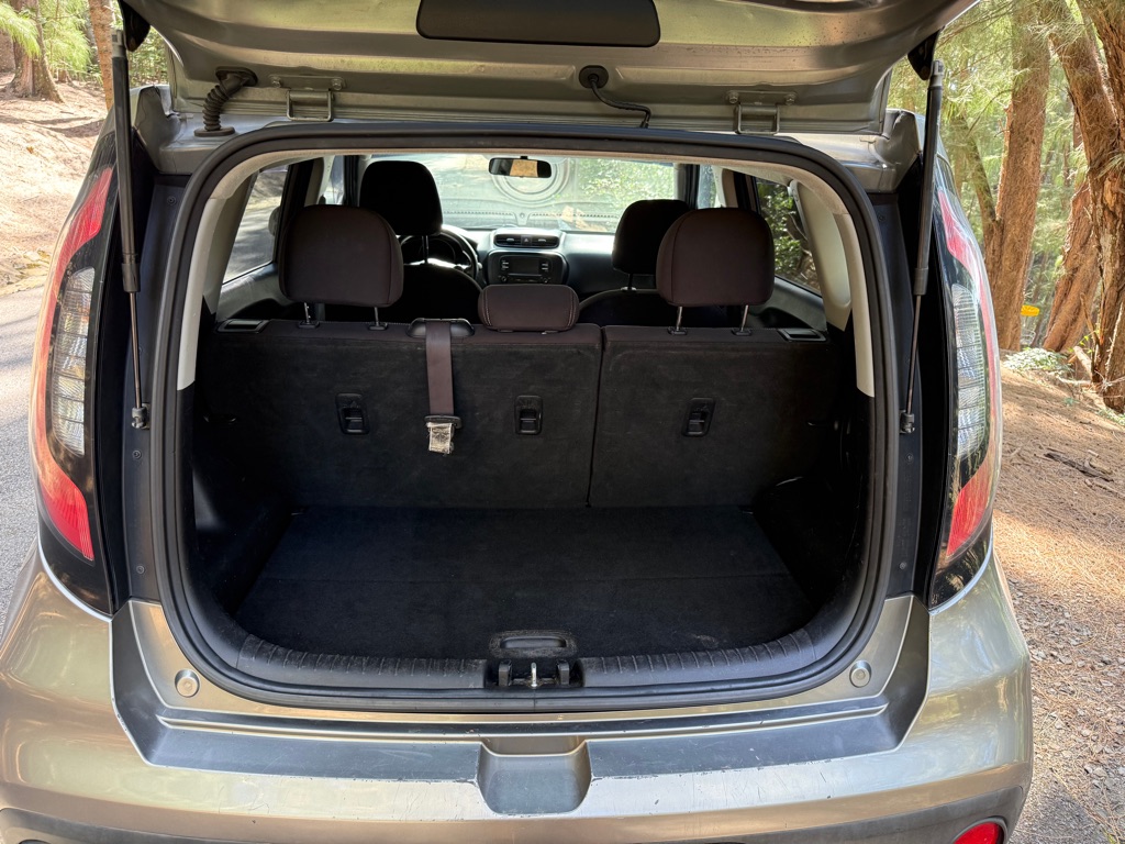 Photo 16 of this KIA SOUL
