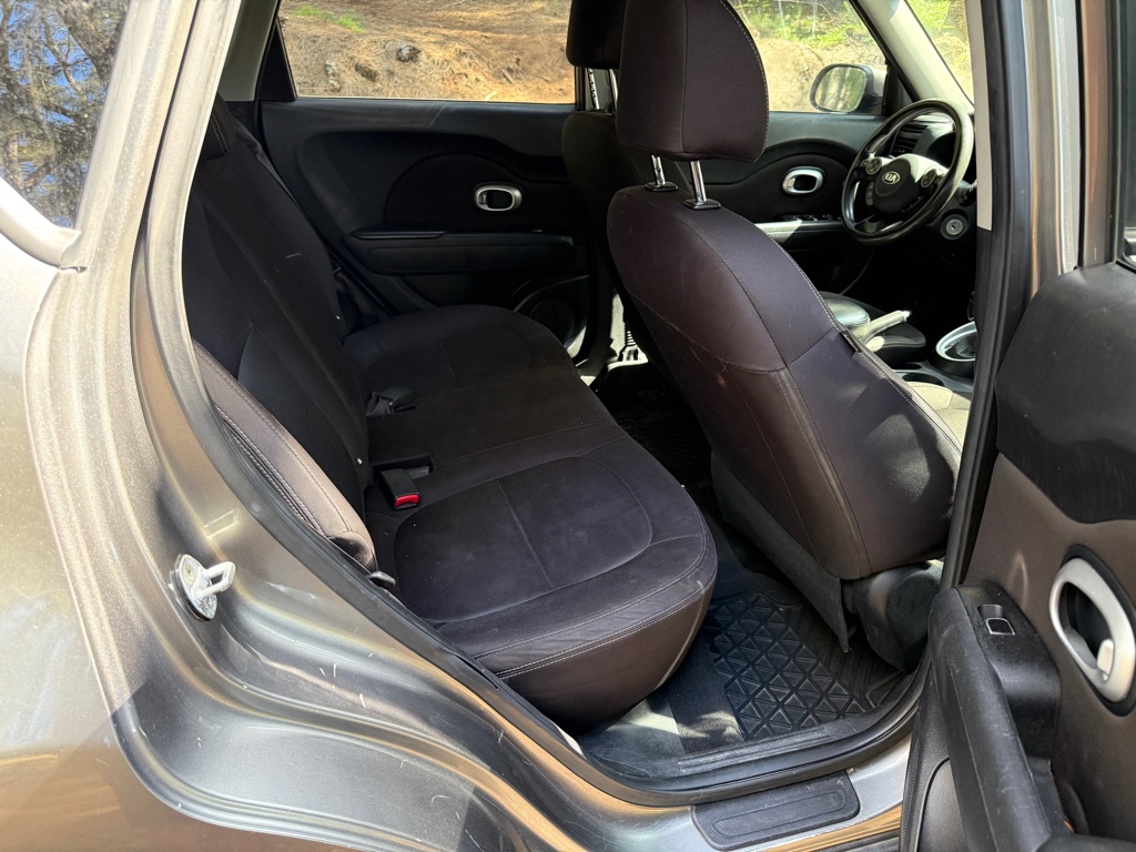 Photo 17 of this KIA SOUL