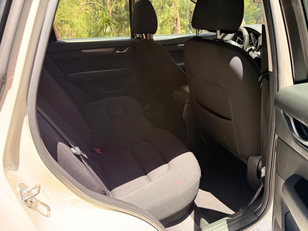 Photo 20 of this MAZDA CX-5