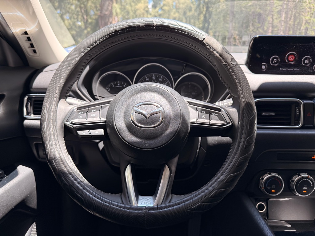 Photo 17 of this MAZDA CX-5