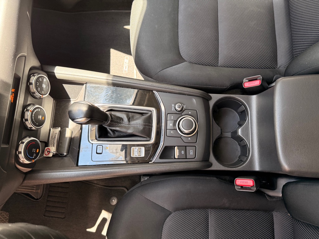 Photo 14 of this MAZDA CX-5