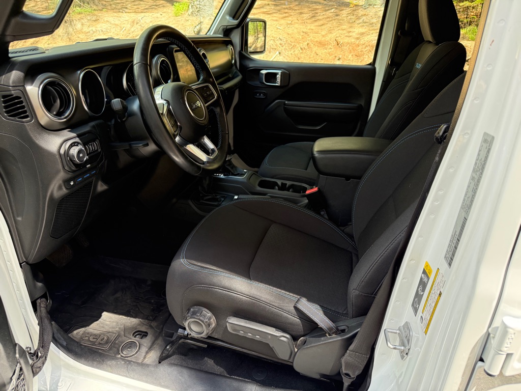 Photo 10 of this JEEP WRANGLER UNLIMI