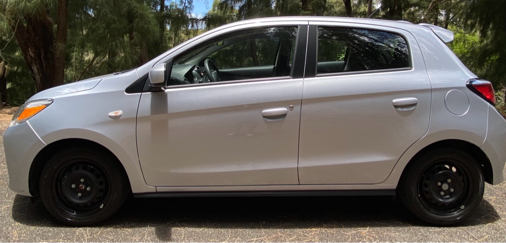 Photo 3 of this MITSUBISHI MIRAGE