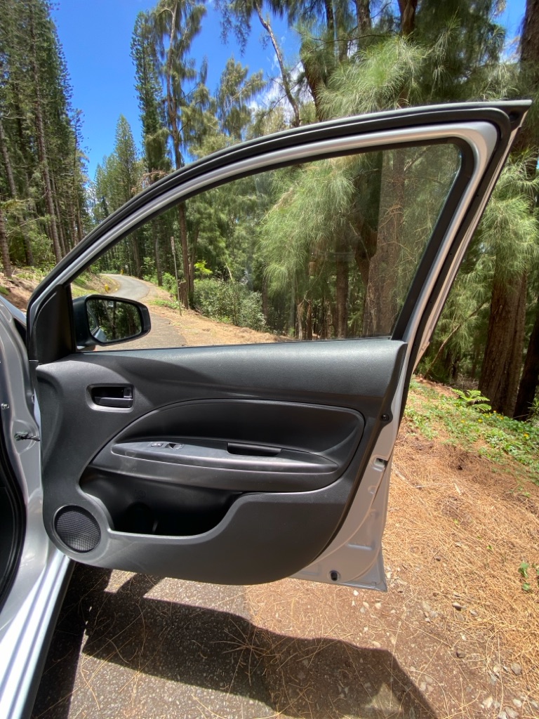 Photo 10 of this MITSUBISHI MIRAGE
