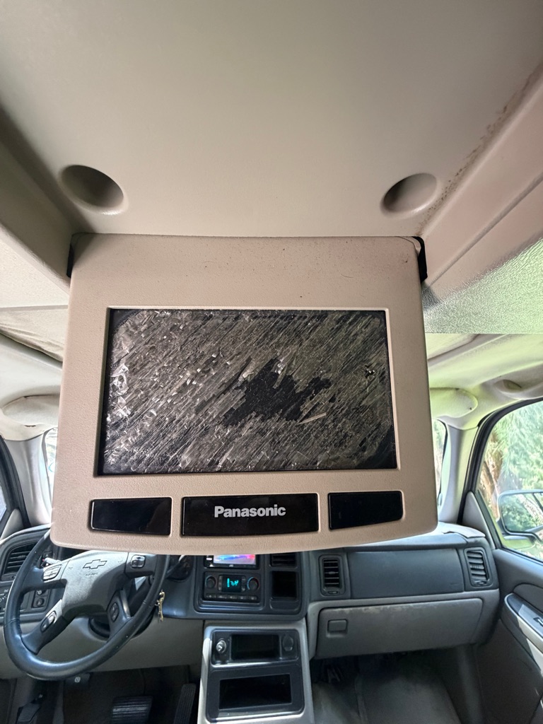 Photo 23 of this CHEVROLET TAHOE