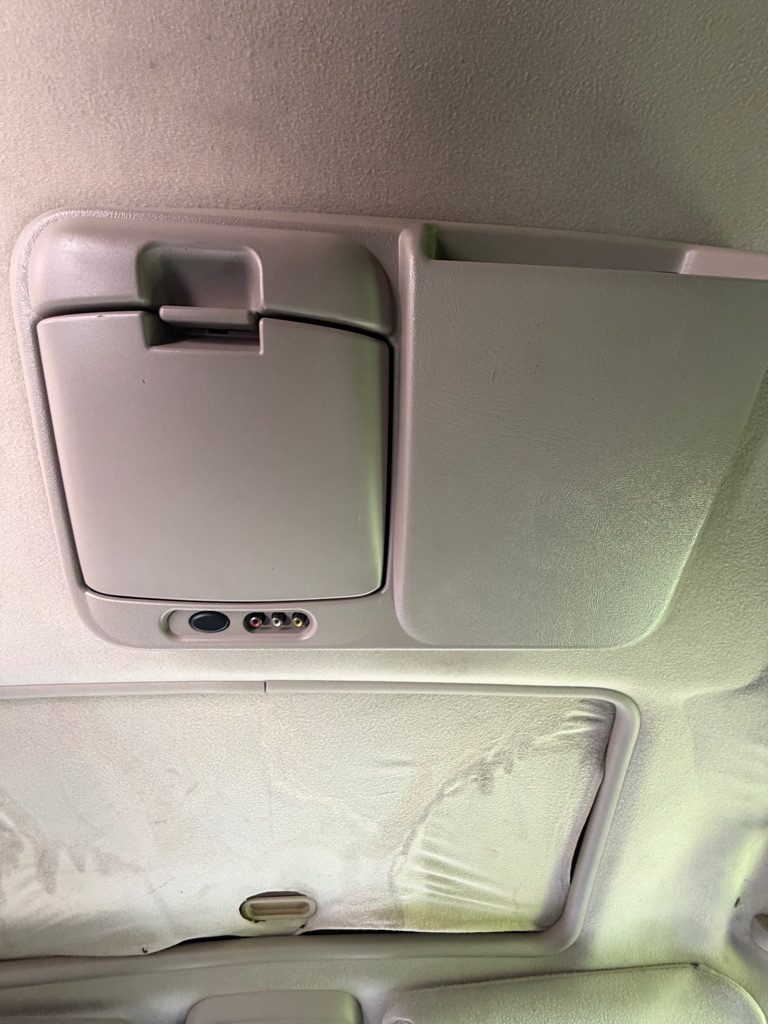 Photo 25 of this CHEVROLET TAHOE