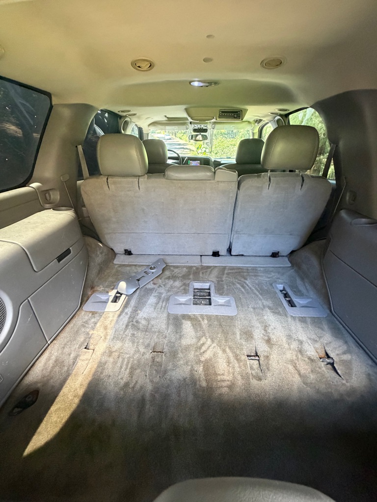 Photo 33 of this CHEVROLET TAHOE