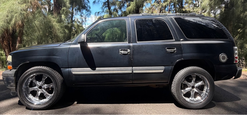 Photo 3 of this CHEVROLET TAHOE