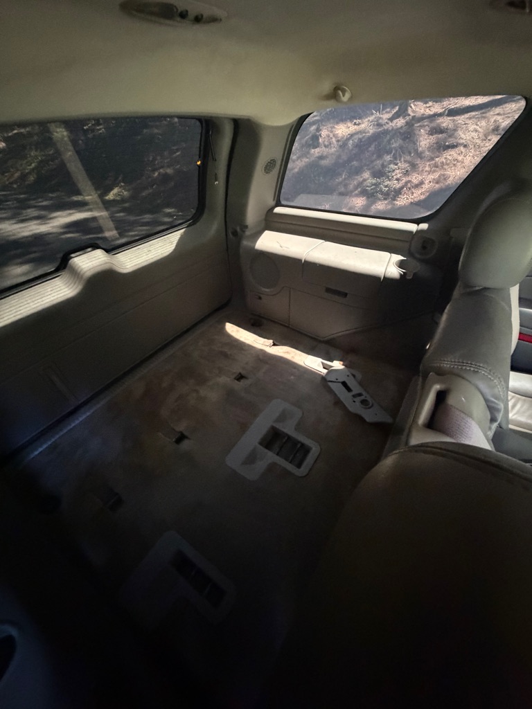 Photo 41 of this CHEVROLET TAHOE