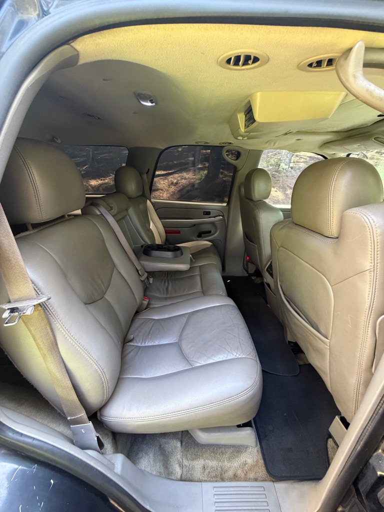 Photo 39 of this CHEVROLET TAHOE