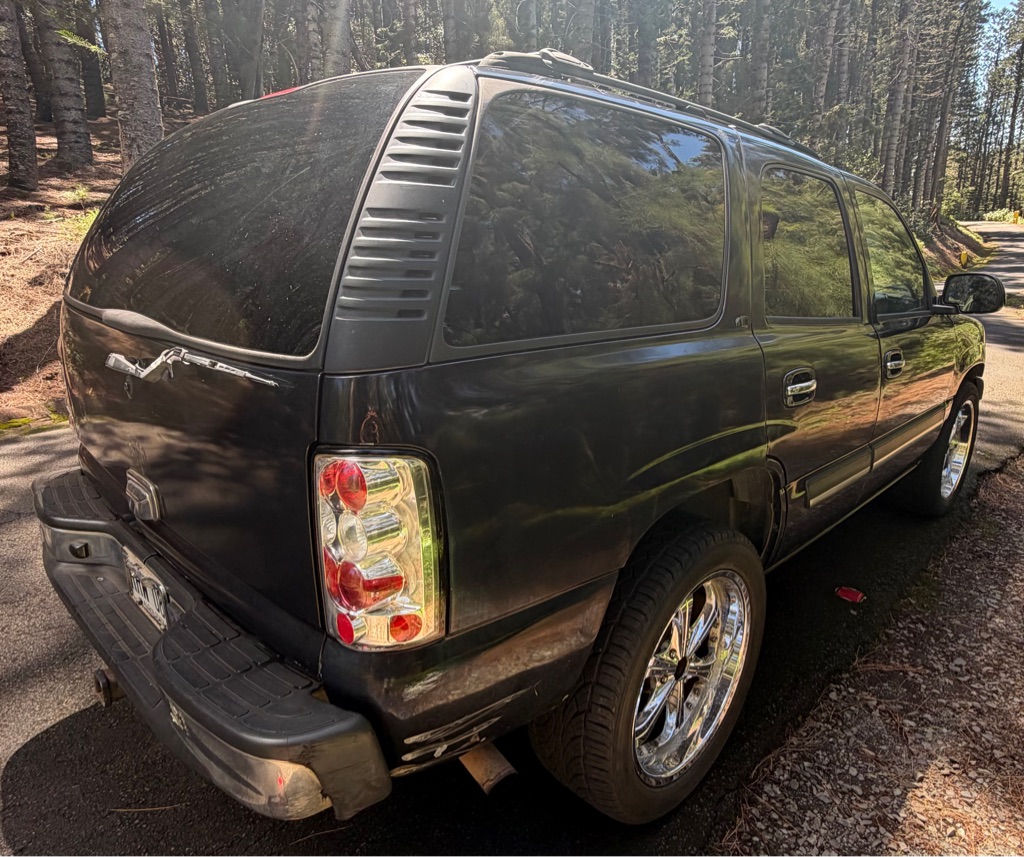 Photo 6 of this CHEVROLET TAHOE