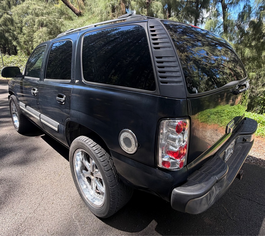 Photo 4 of this CHEVROLET TAHOE
