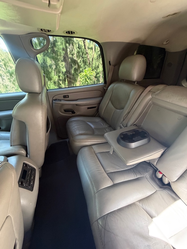 Photo 17 of this CHEVROLET TAHOE
