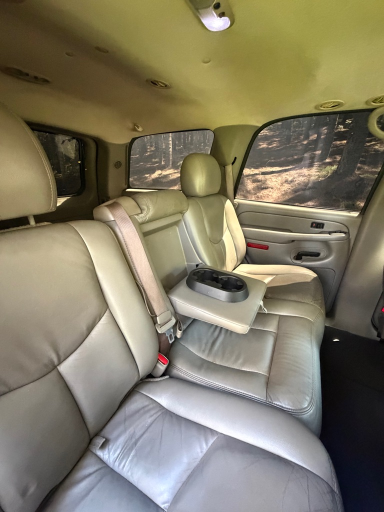 Photo 40 of this CHEVROLET TAHOE