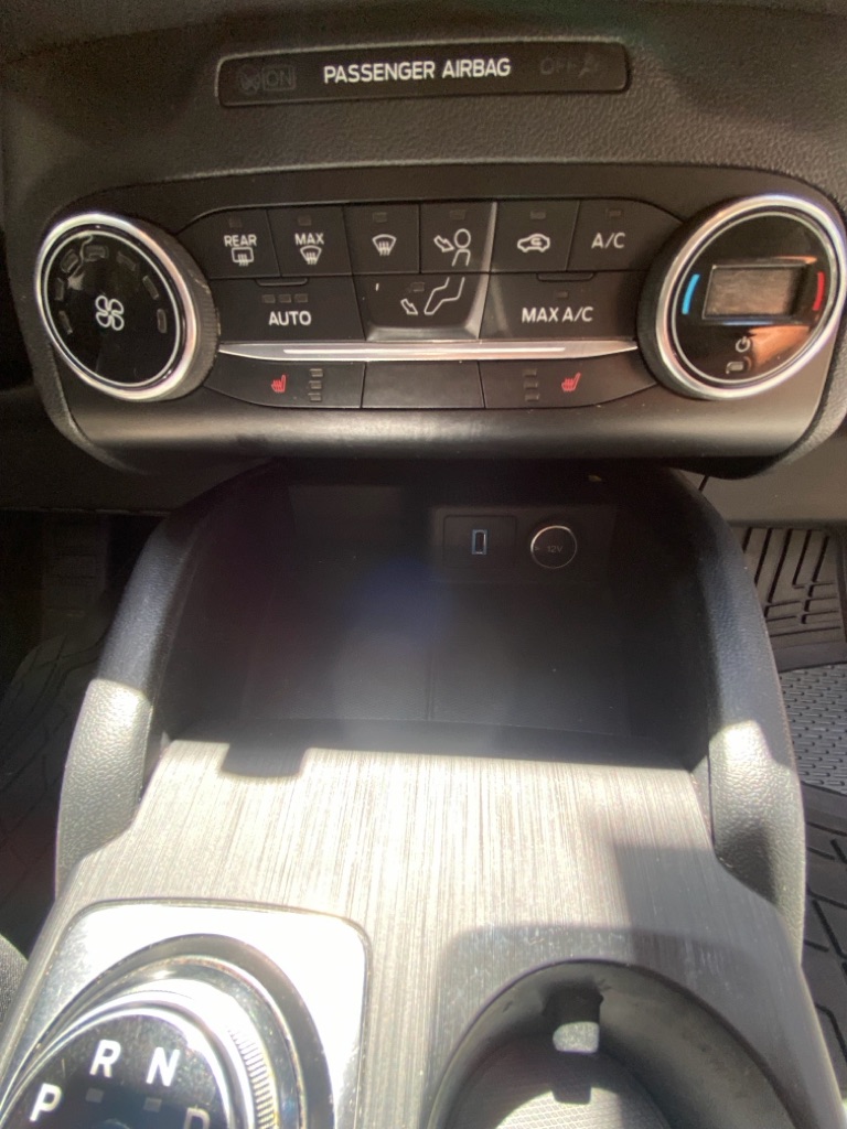 Photo 35 of this NISSAN ROGUE