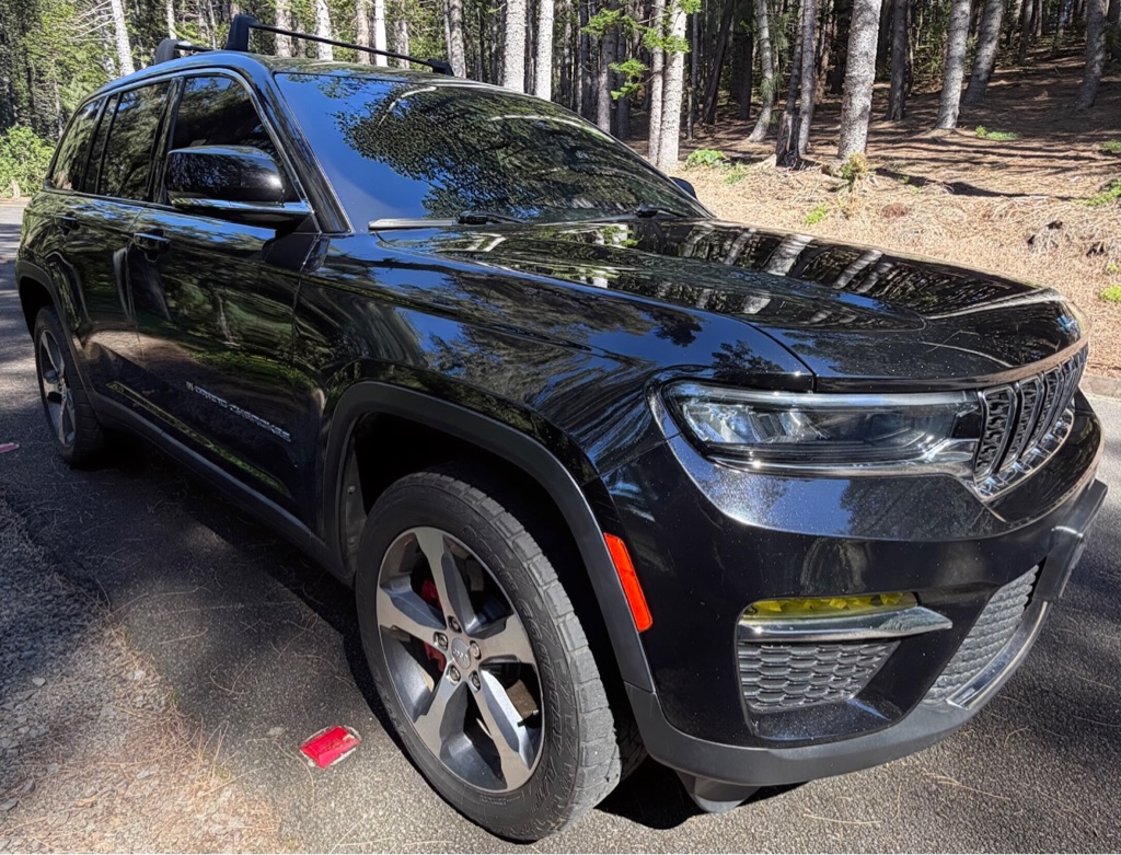 Photo 7 of this JEEP GRAND CHEROKEE