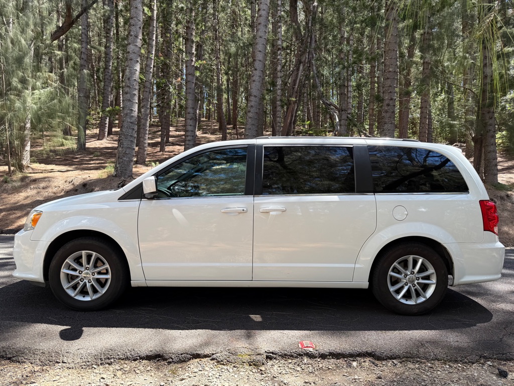 Photo 6 of this DODGE GRAND CARAVAN